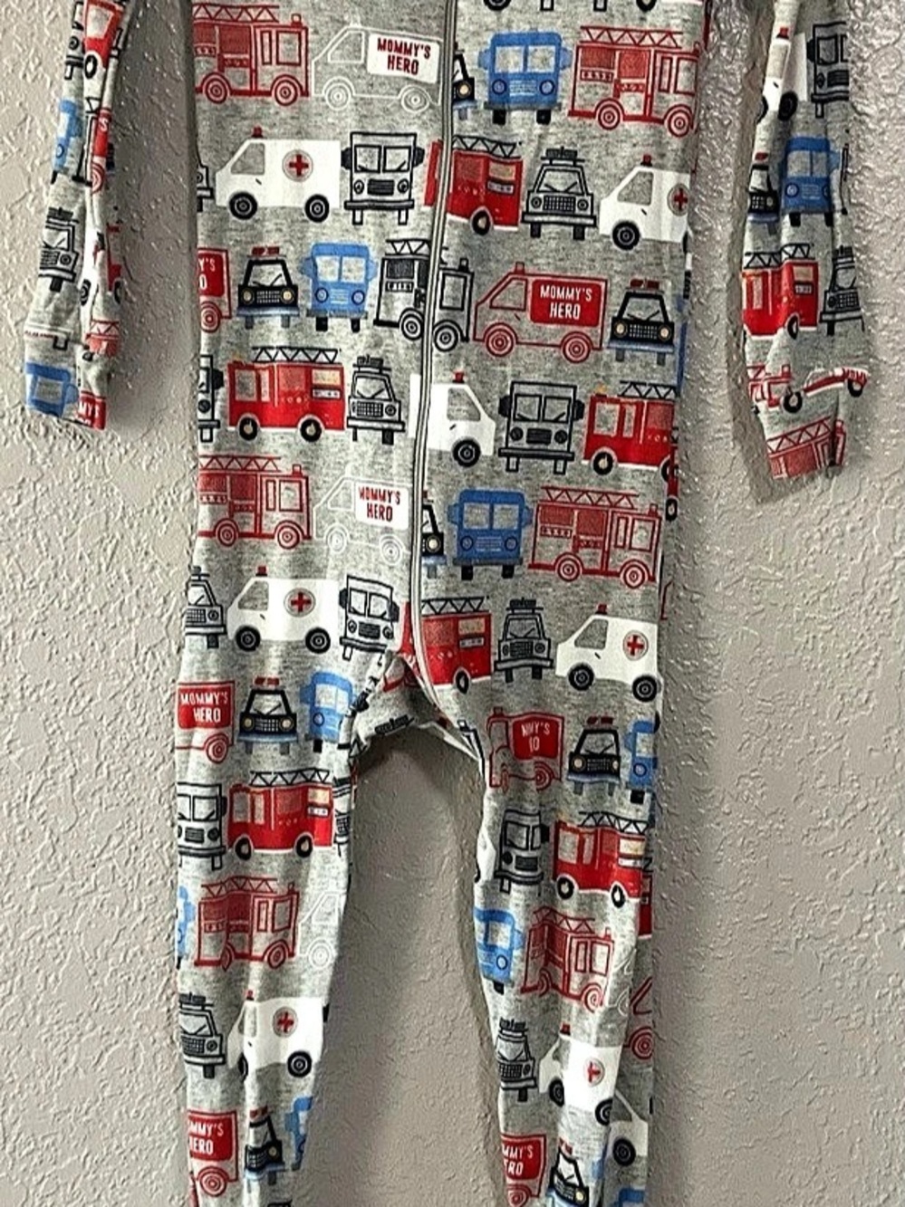 PJ Place Kids Footed Pajama Set in Gray & Red Size 2T